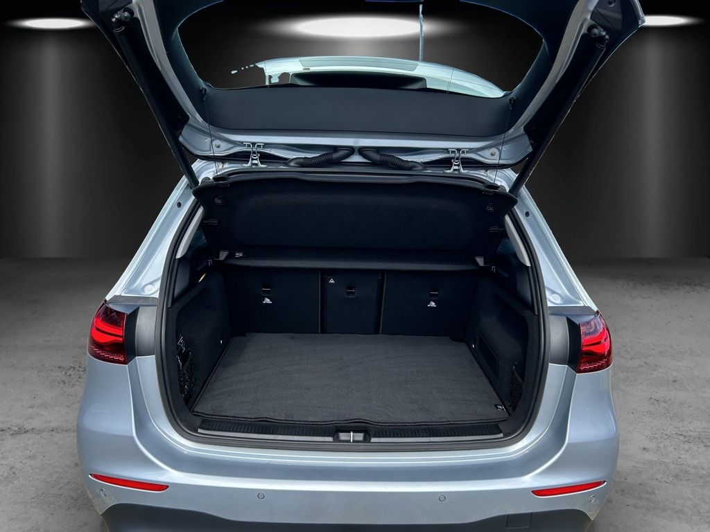 Mercedes-Benz B 220 2024