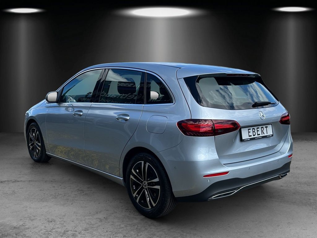 Mercedes-Benz B 220 2024