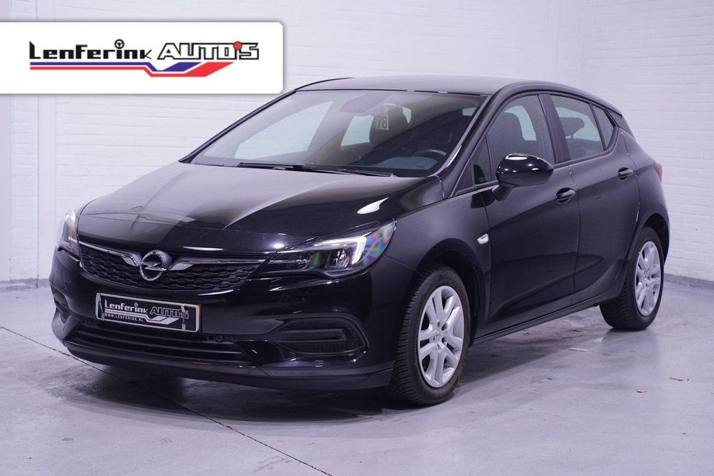 Opel Astra 2021