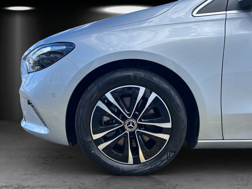 Mercedes-Benz B 220 2024