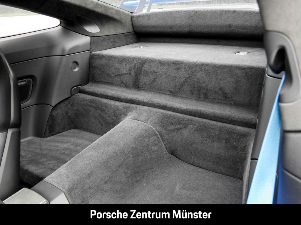 Porsche 992 2022