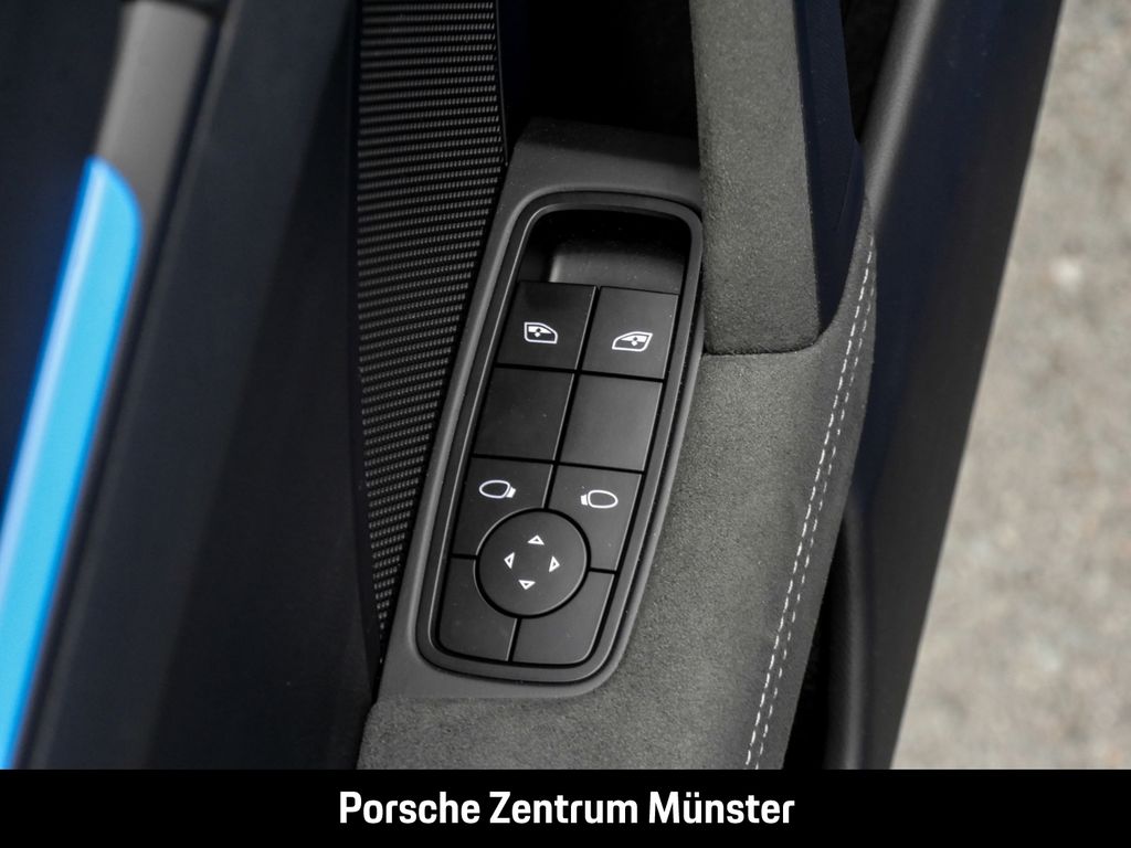 Porsche 992 2022
