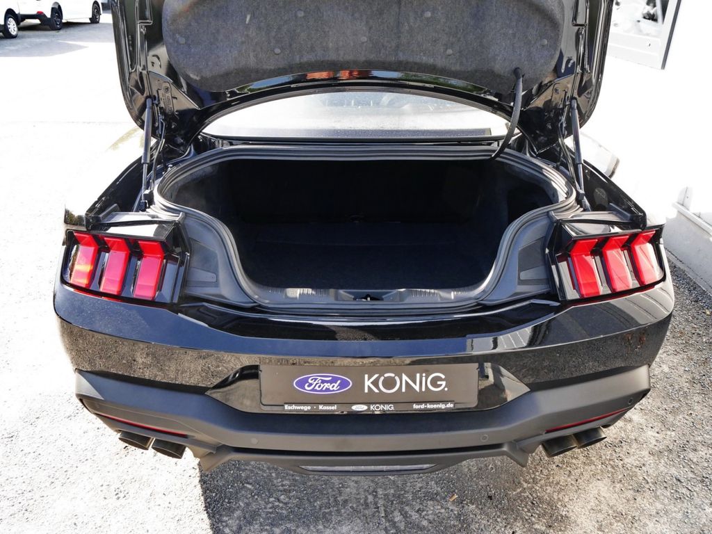 Ford Mustang 2025
