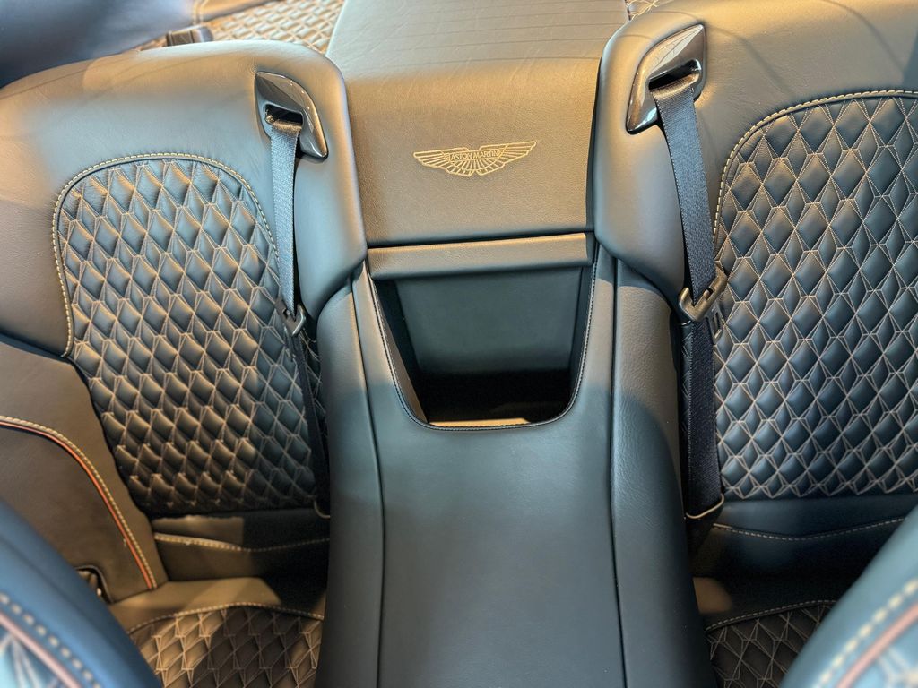 Aston Martin Vanquish 2019