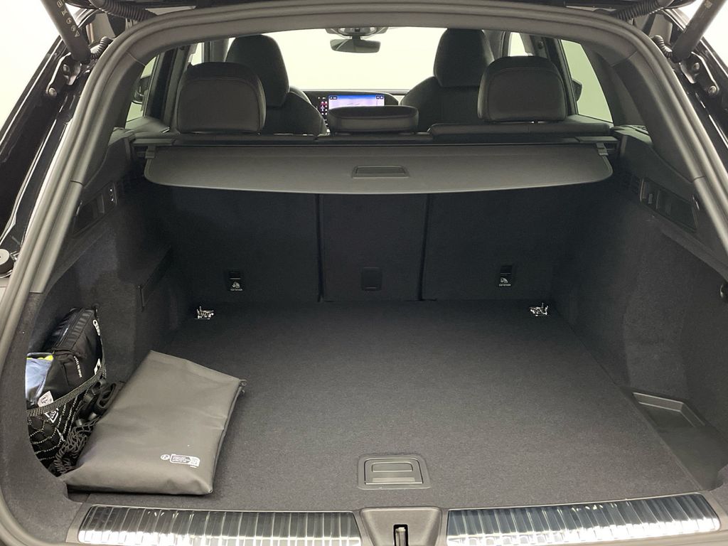 Audi SQ5 2025