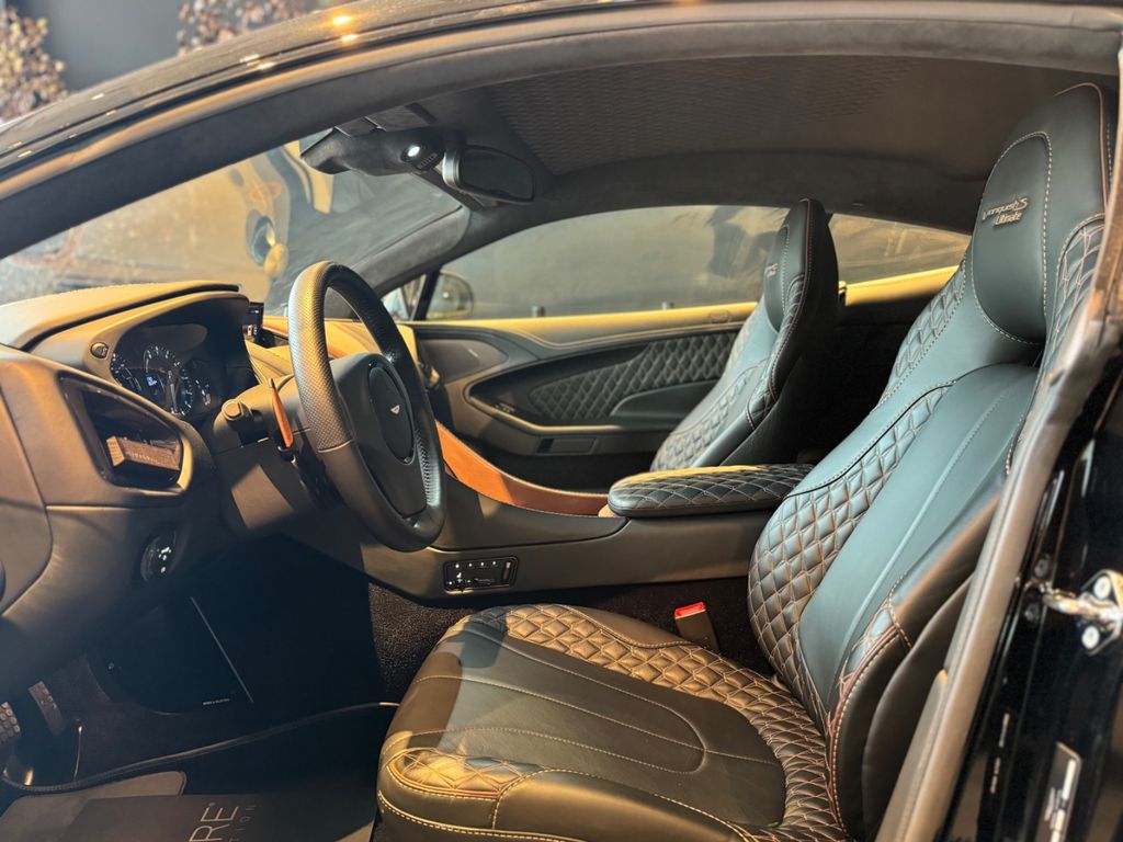 Aston Martin Vanquish 2019