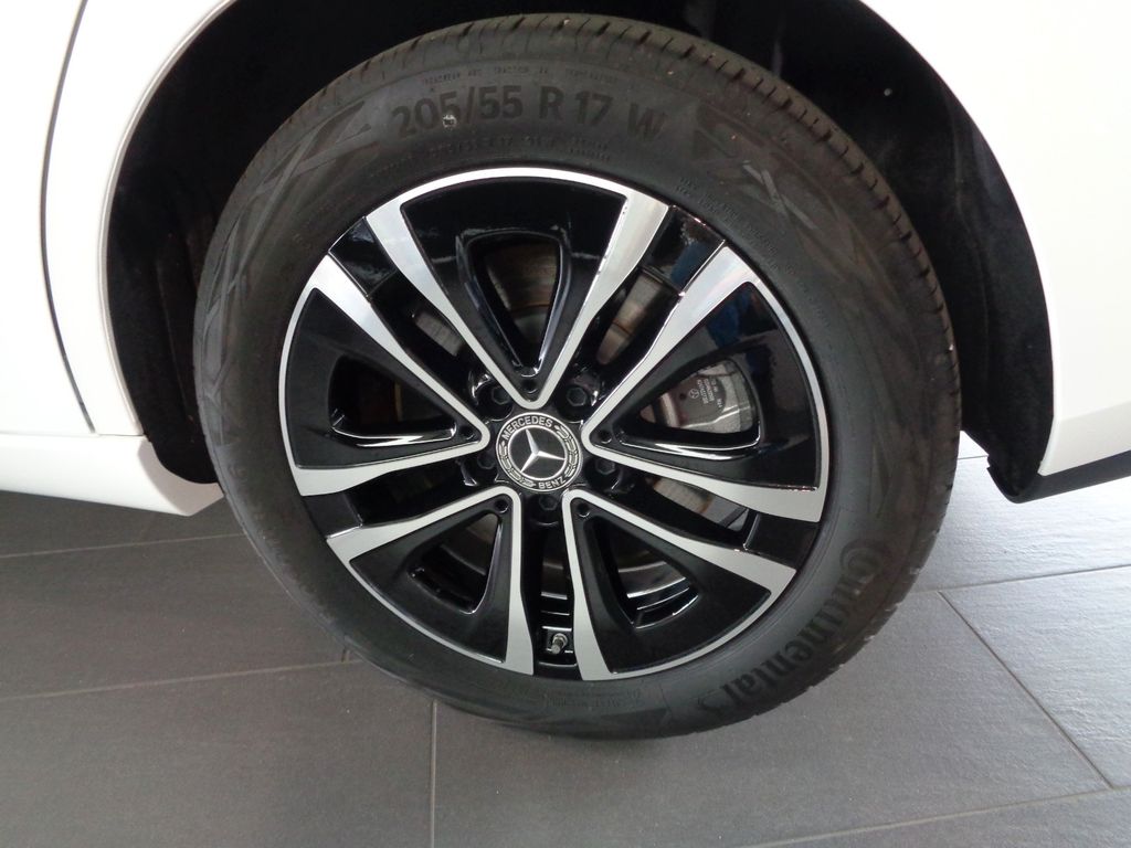 Mercedes-Benz B 250 2024