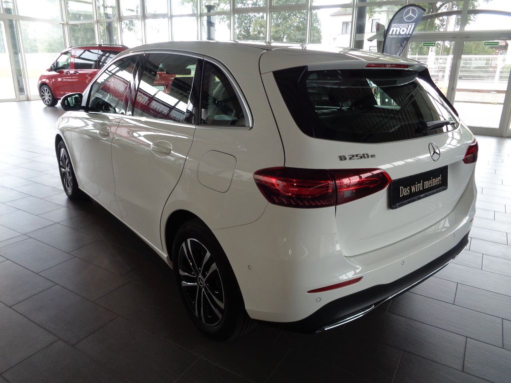 Mercedes-Benz B 250 2024
