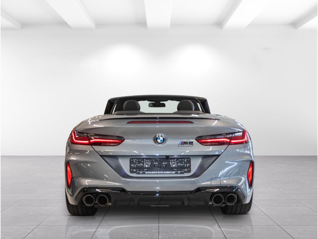 BMW M8 2025