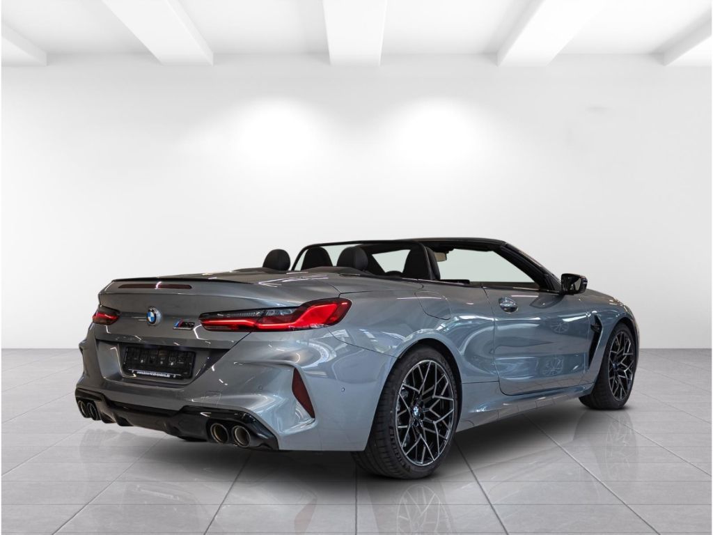 BMW M8 2025