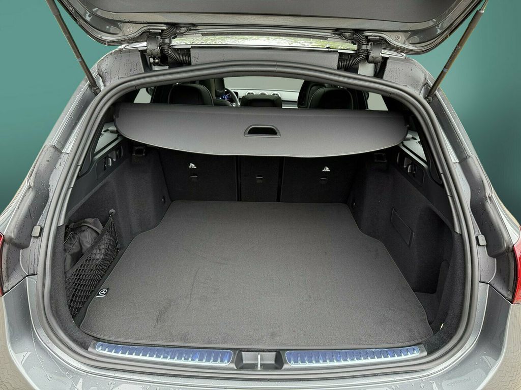 Mercedes-Benz C 220 2025