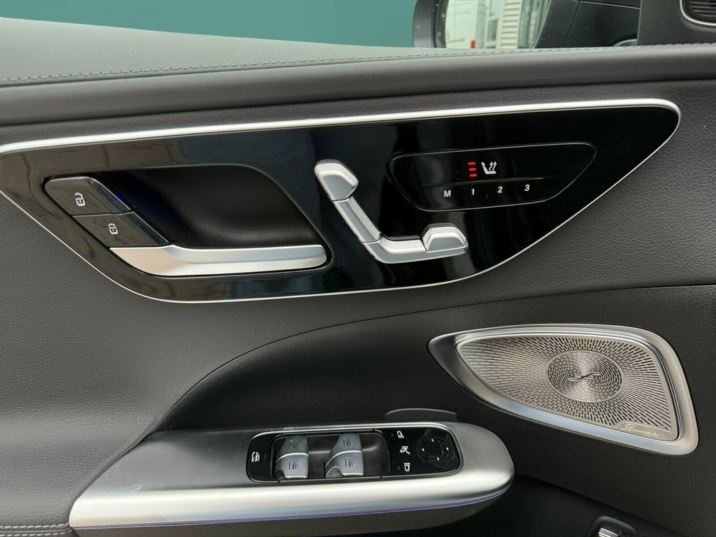 Mercedes-Benz C 220 2025