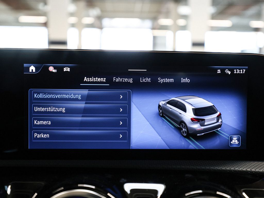 Mercedes-Benz A 180 2025