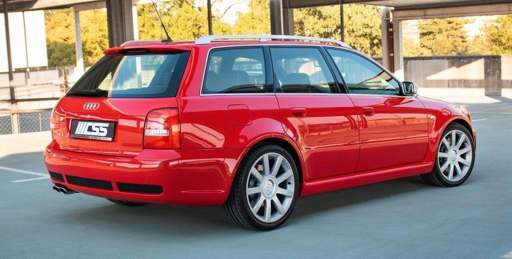 Audi RS4 2000