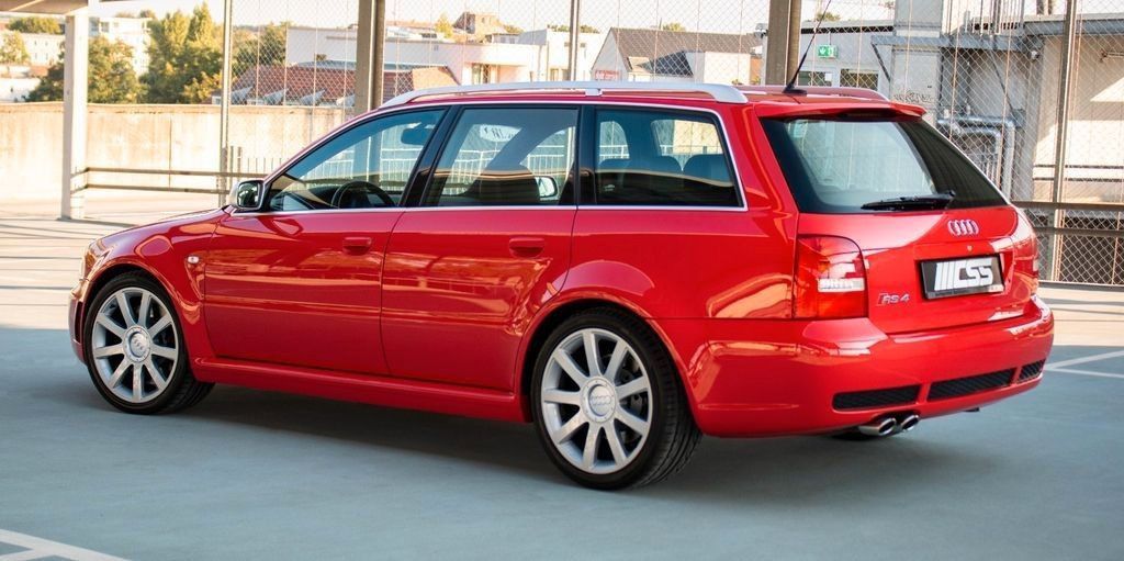 Audi RS4 2000