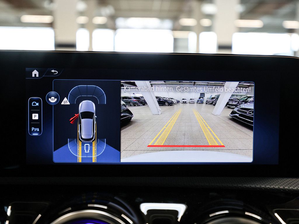 Mercedes-Benz A 180 2025