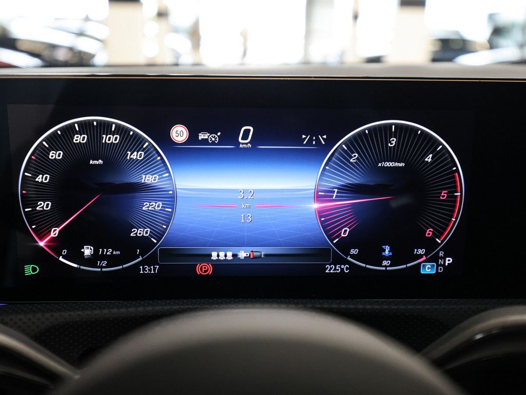 Mercedes-Benz A 180 2025