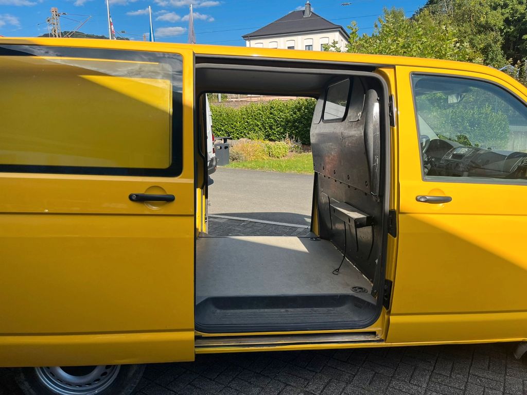 Volkswagen T5 Transporter 2011