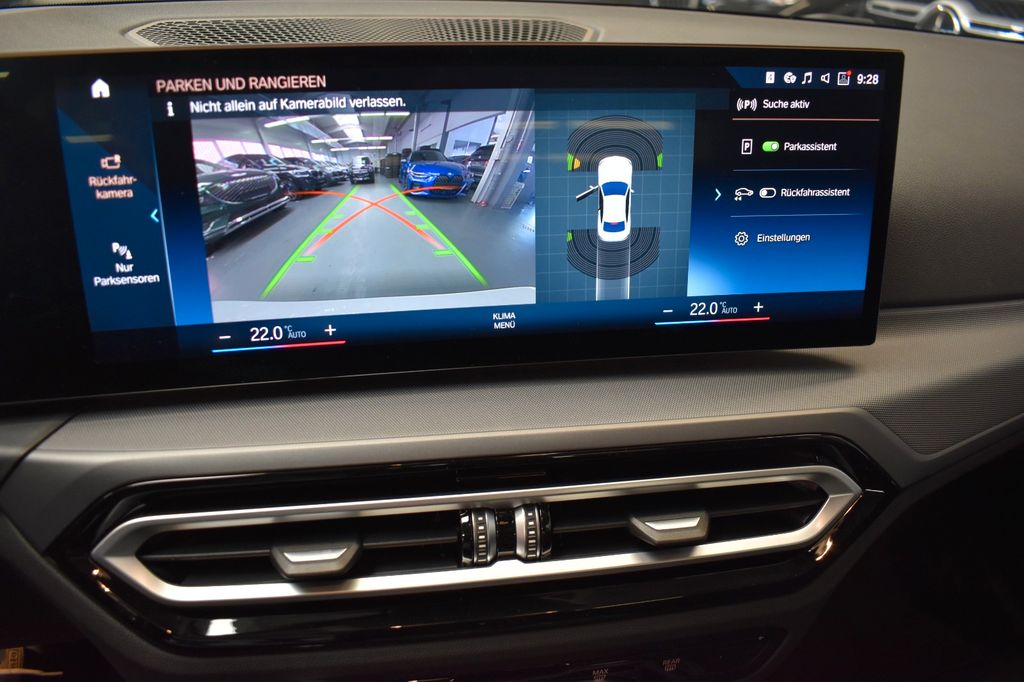 BMW 220 2023