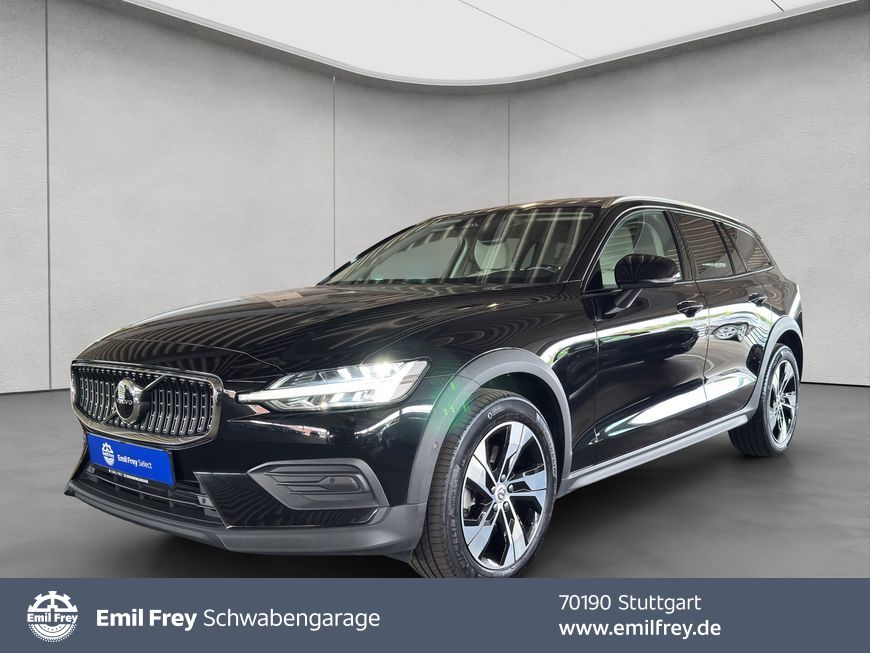 Volvo V60 Cross Country 2023