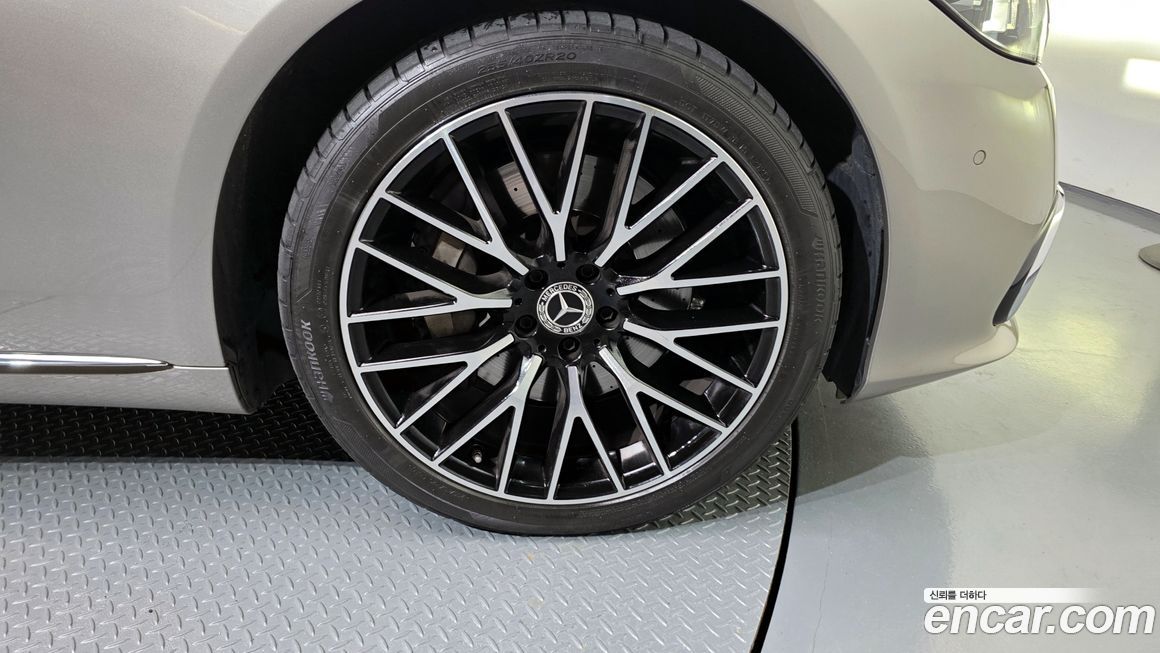 Mercedes-Benz S-Class 2022