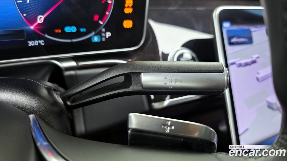 Mercedes-Benz S-Class 2022