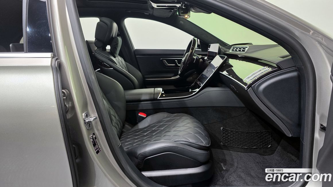 Mercedes-Benz S-Class 2022