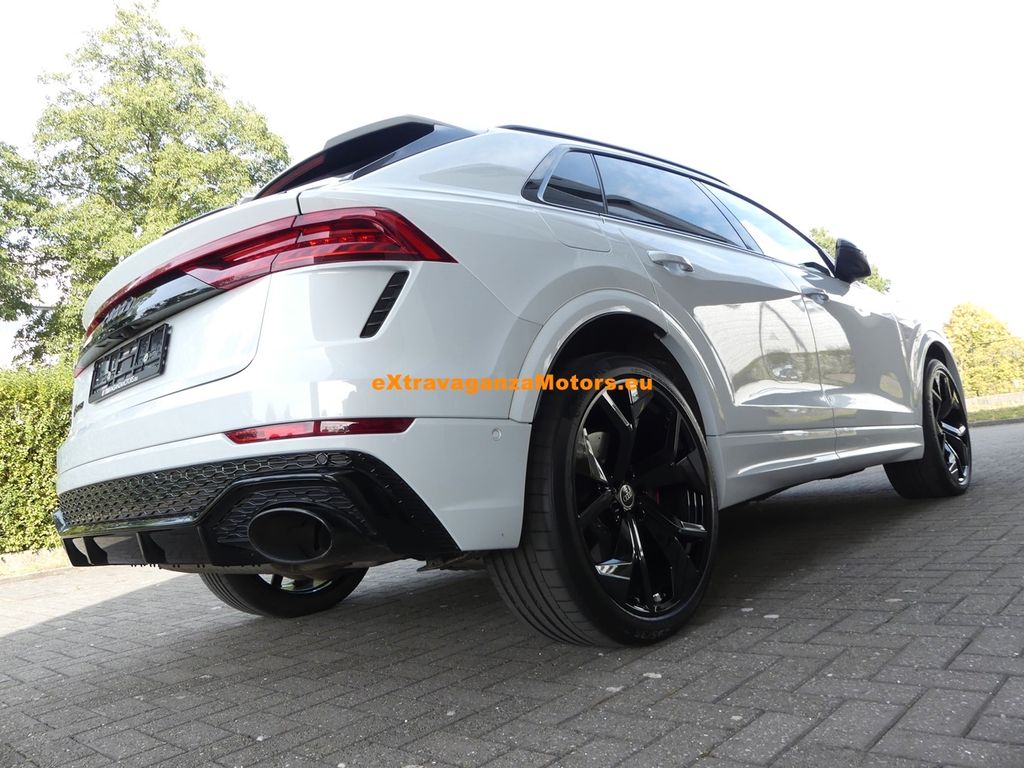 Audi RSQ8 2021