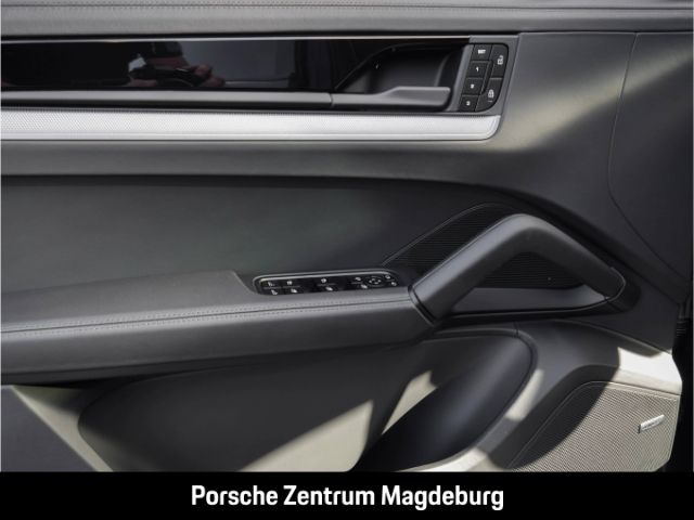 Porsche Cayenne 2024