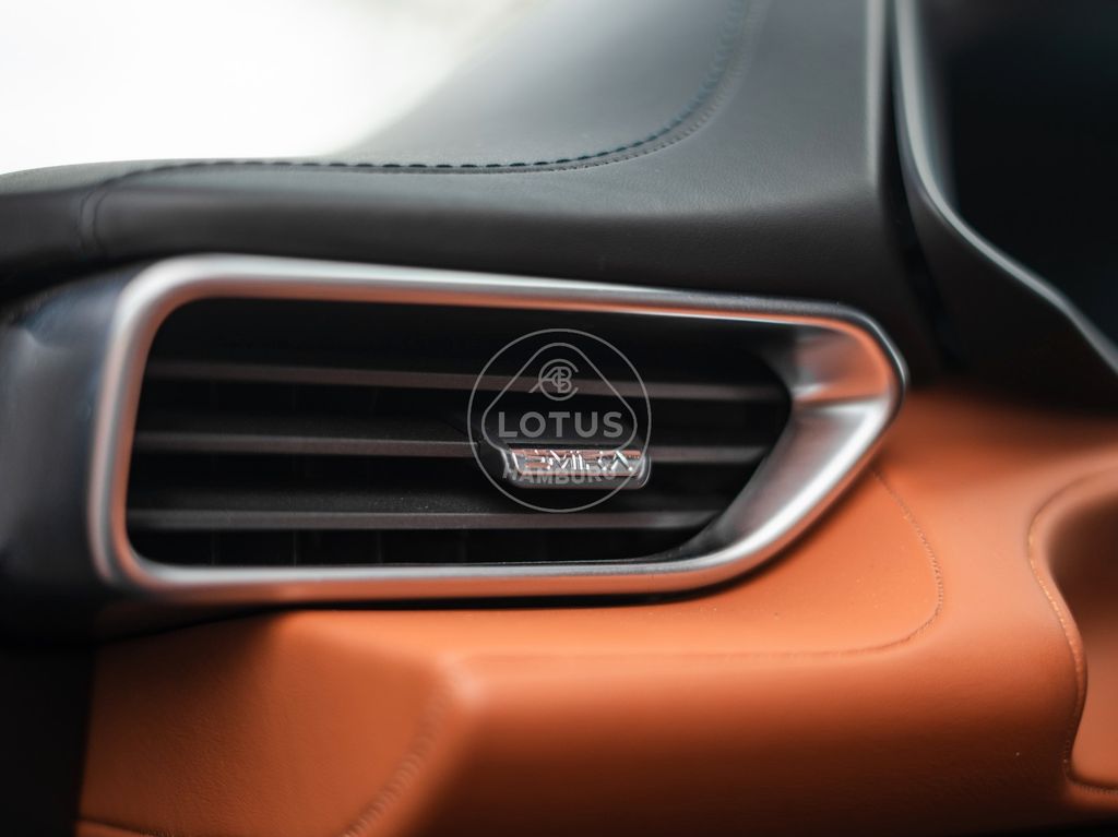 Lotus Emira 2025