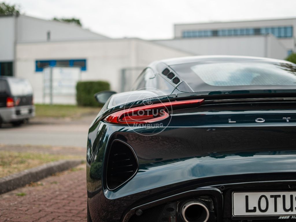 Lotus Emira 2025