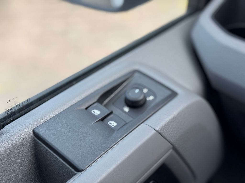 Volkswagen Crafter 2024