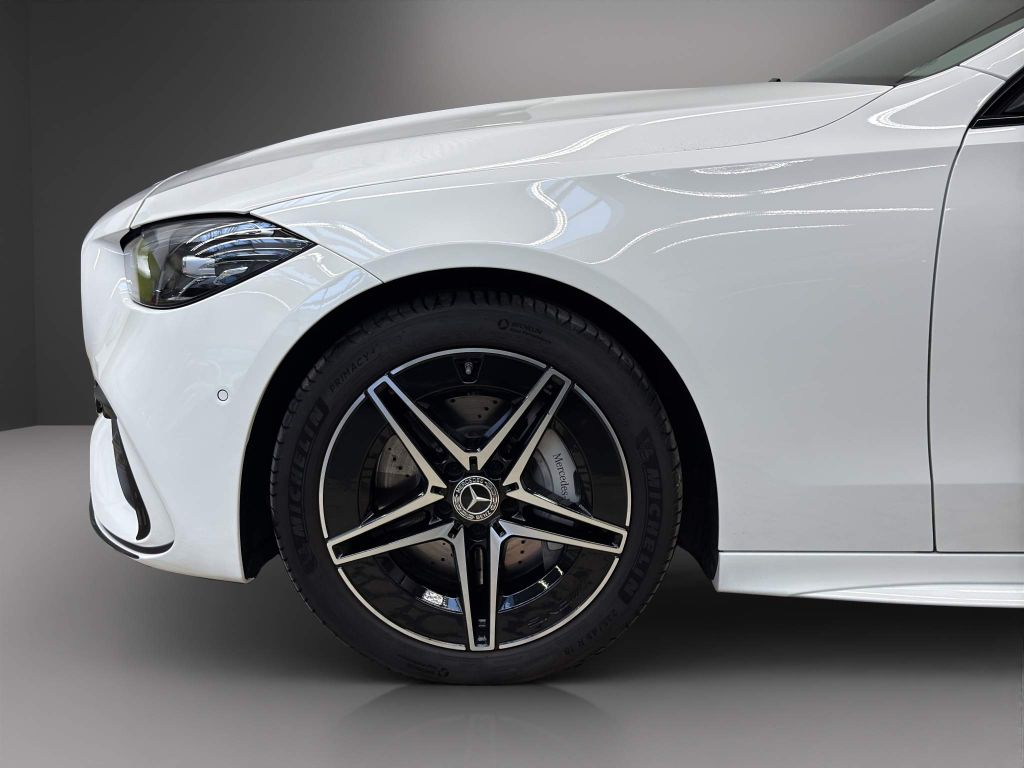 Mercedes-Benz C 300 2025