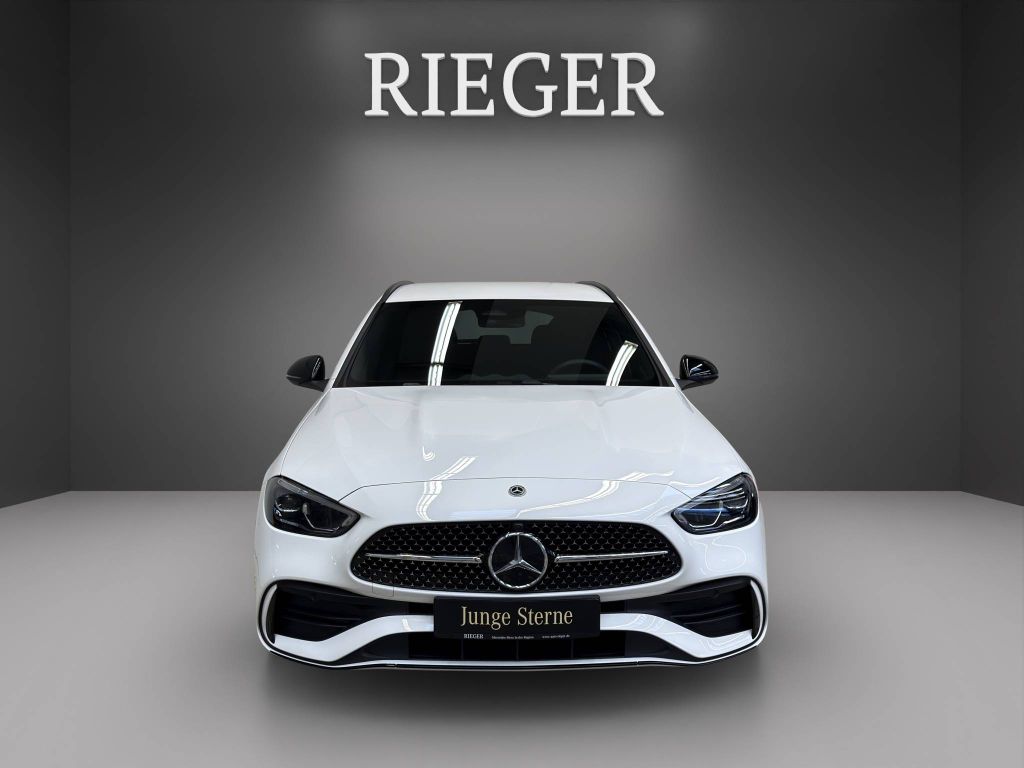 Mercedes-Benz C 300 2025