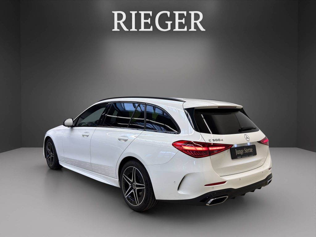 Mercedes-Benz C 300 2025