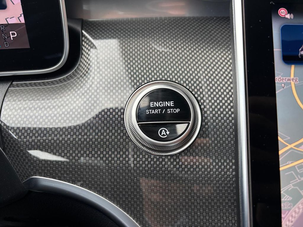 Mercedes-Benz C 220 2024