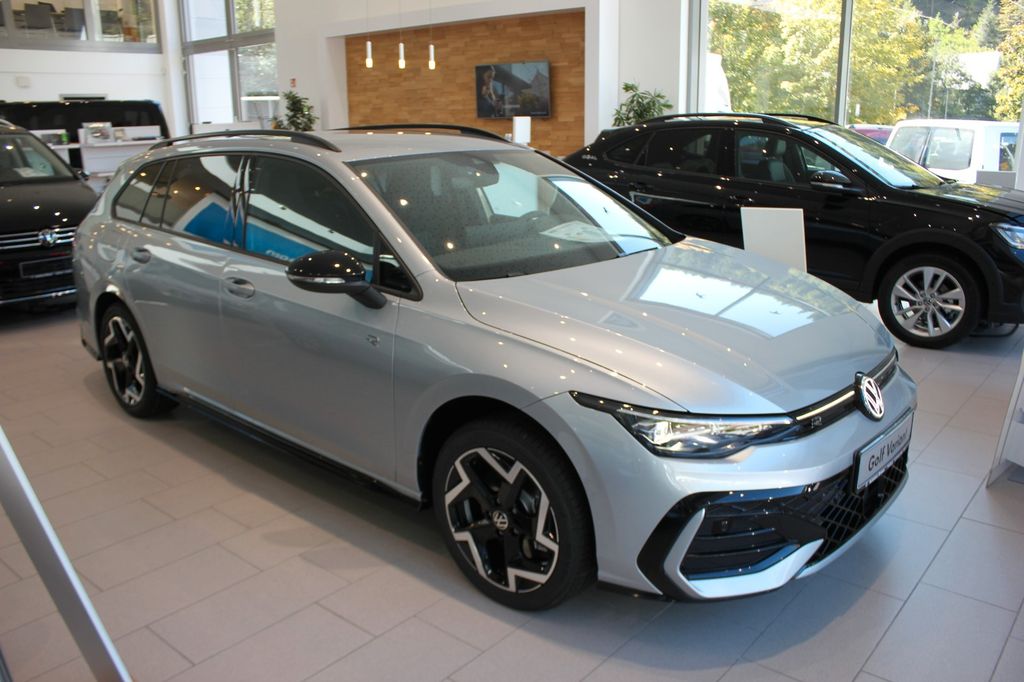 Volkswagen Golf 2025