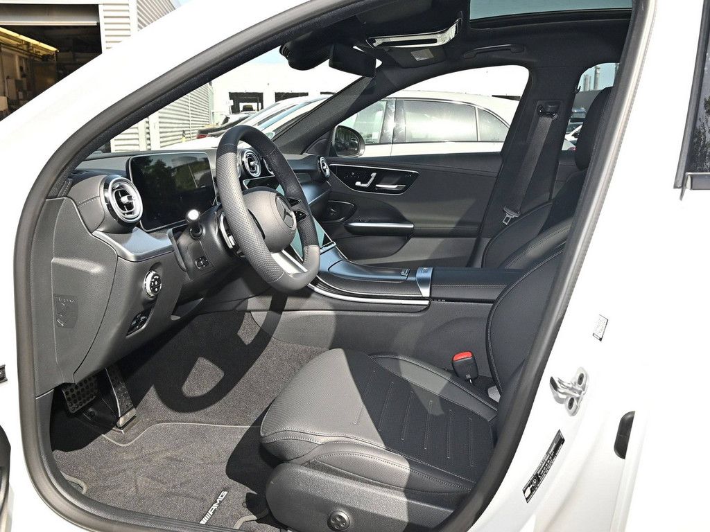 Mercedes-Benz C 220 2025