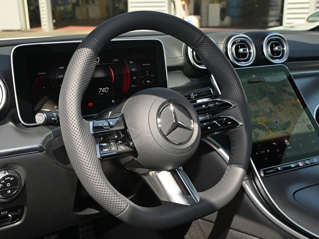 Mercedes-Benz C 220 2025