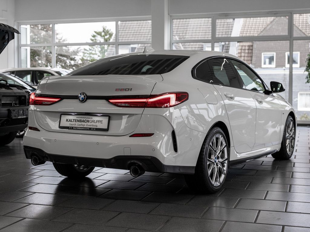 BMW 220 Gran Coupé 2024
