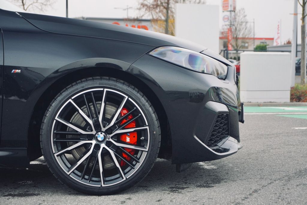 BMW M235 2022