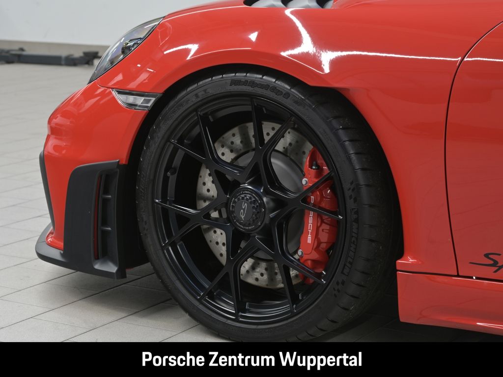 Porsche Boxster 2024