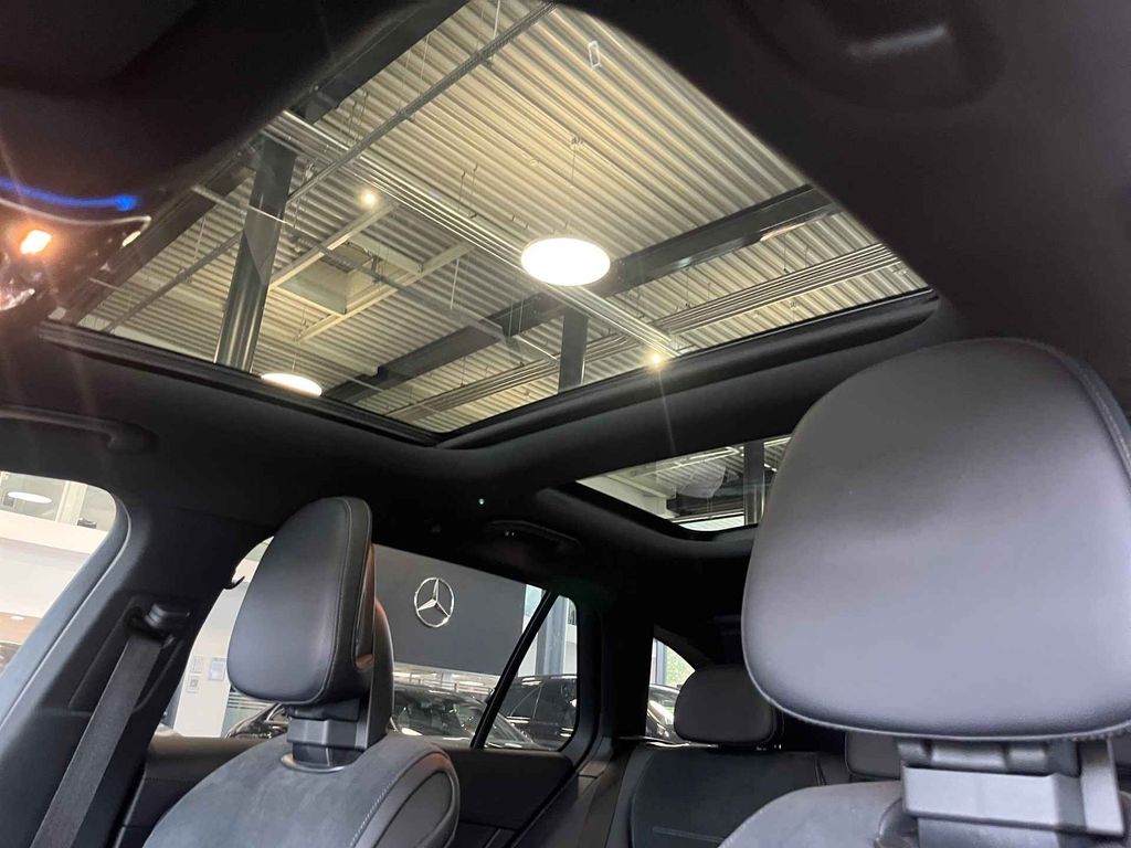 Mercedes-Benz C 200 2024