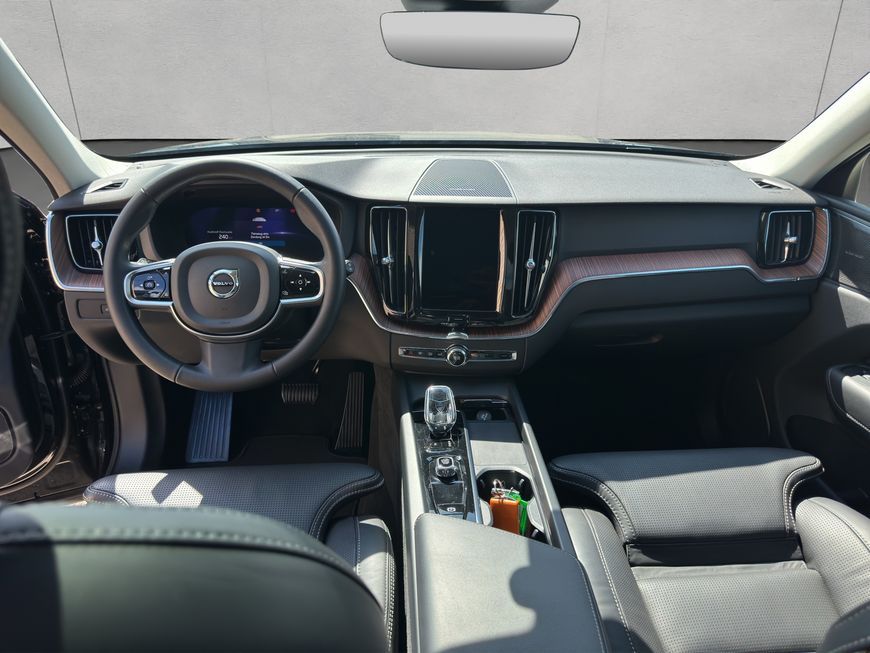 Volvo XC60 2024