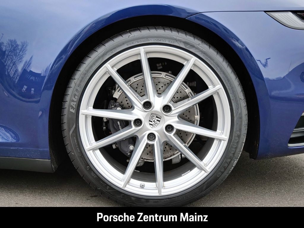 Porsche 992 2024