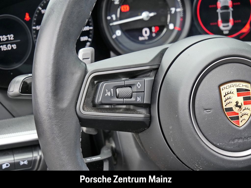 Porsche 992 2024
