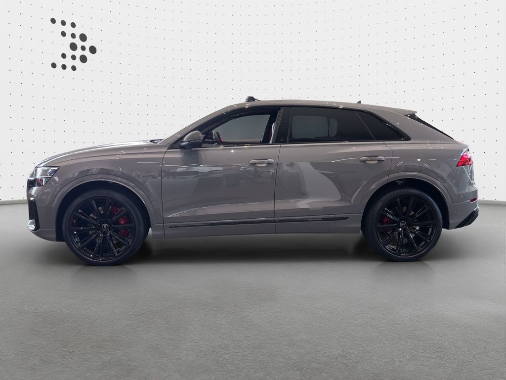 Audi SQ8 2025