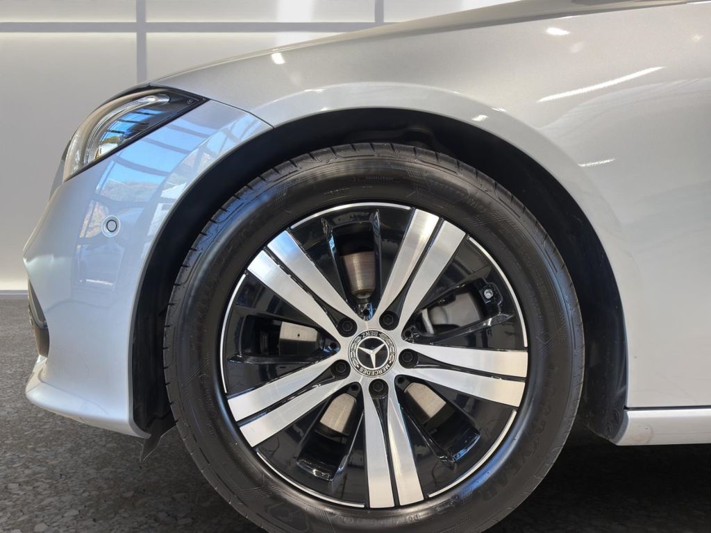 Mercedes-Benz C 200 2024