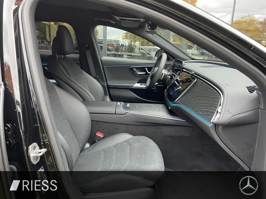 Mercedes-Benz E 300 2025