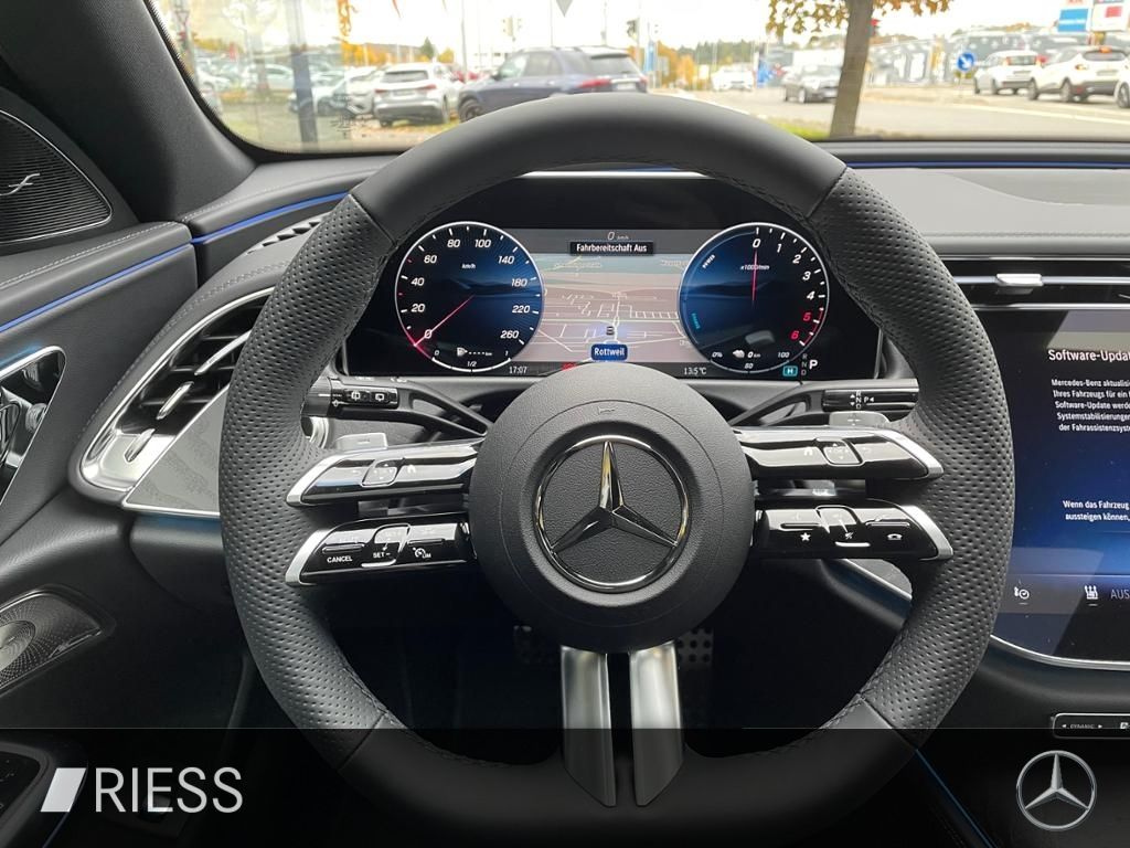 Mercedes-Benz E 300 2025